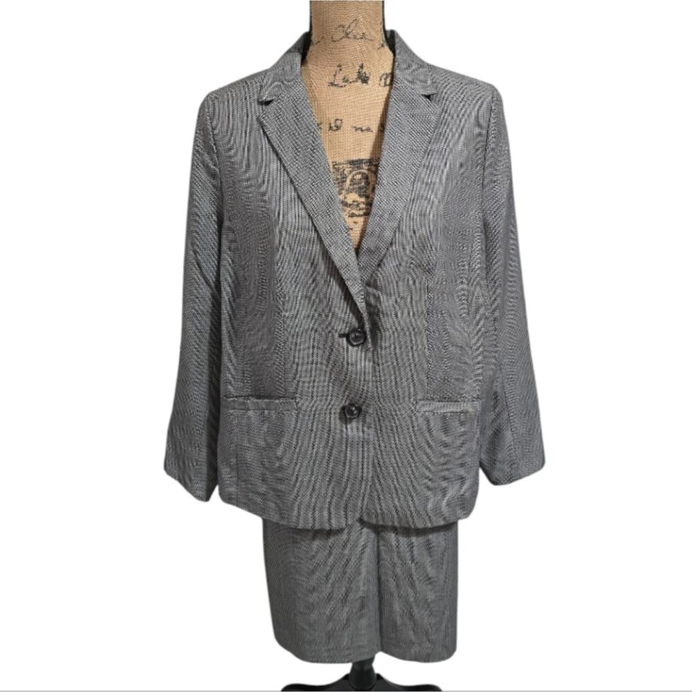 Talbots Gray Wool Blend Tweed Suit with Relaxed Fit Blazer and Tailored Skirt